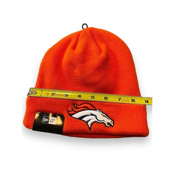 NWT New Era Denver Broncos NFL Embroidered Logos Beanie Hat Unisex OS Orange - Picture 10 of 10